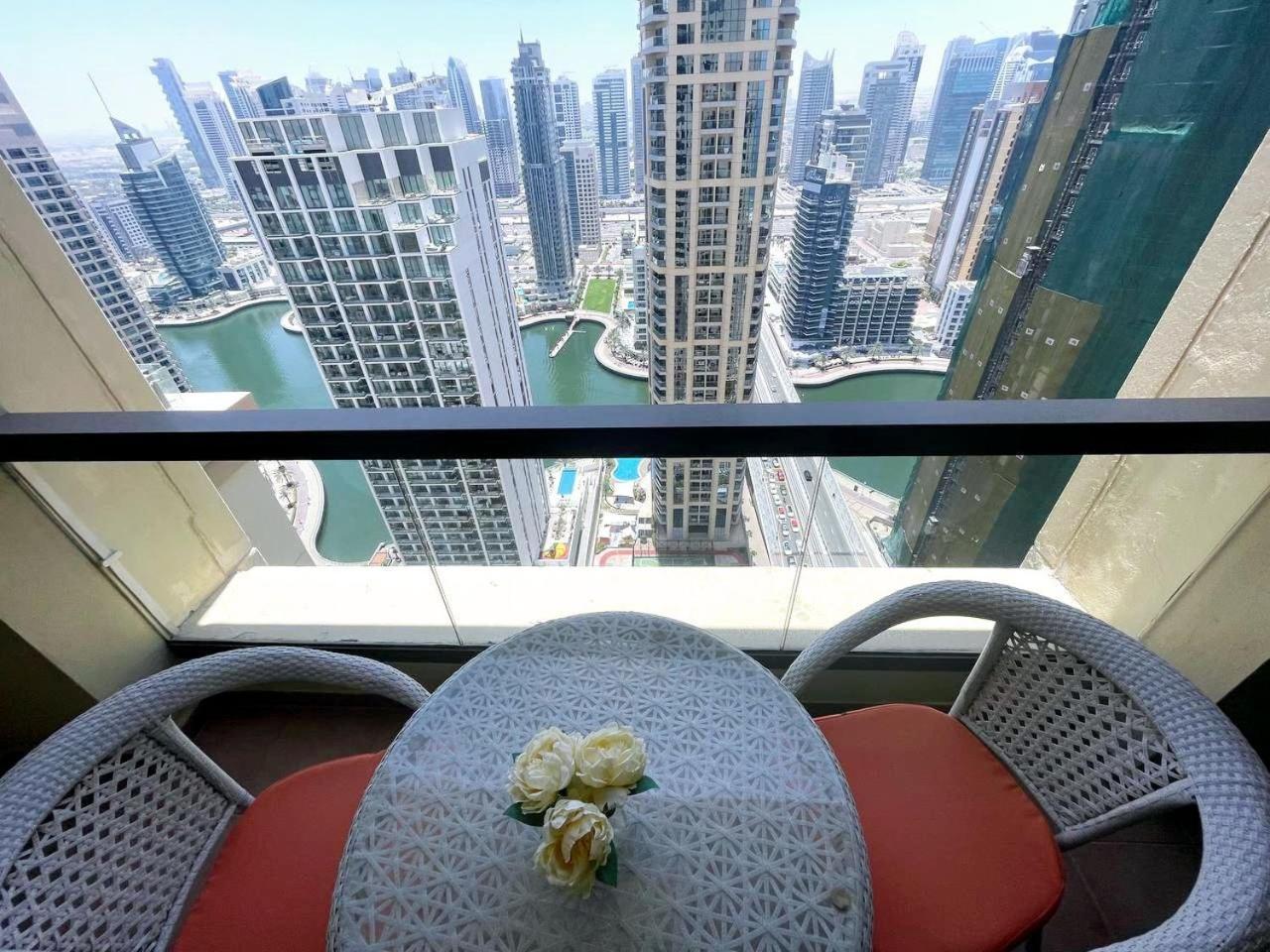Family Apartment, Prime Location In Jbr, Location Managed By Sunnyhomes Dubaï